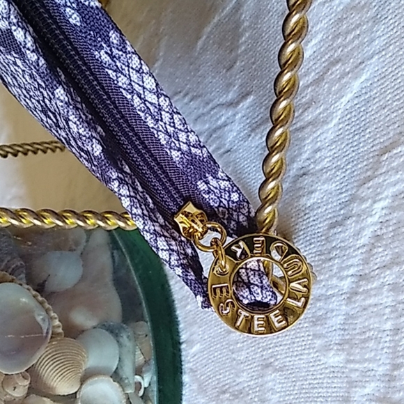 Estee Lauder make up bag - Picture 4 of 9